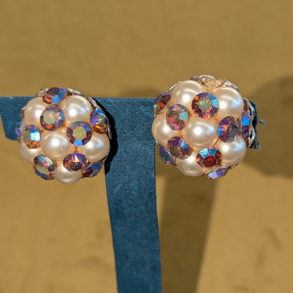 Lustrous Pearl and Crystal Cluster Earrings